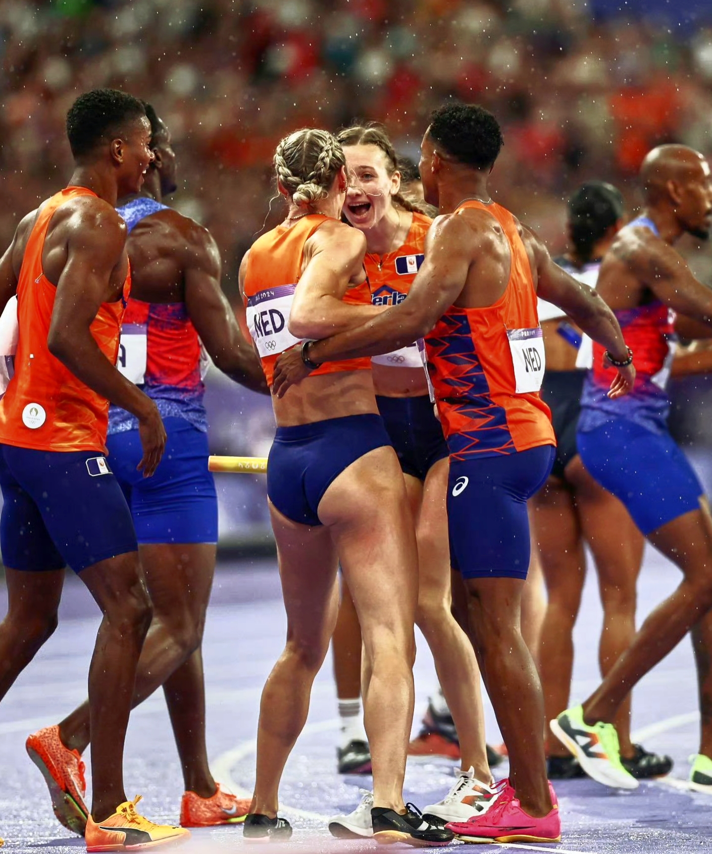 米兰体育-久违激情燃烧，欧洲国家队球员竭力奔跑争胜的简单介绍